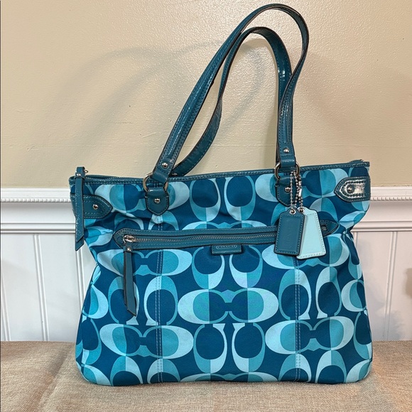 Coach Handbags - Coach Daisy Dream C Print Emma Tote in teal multi. MRSP $358 2013